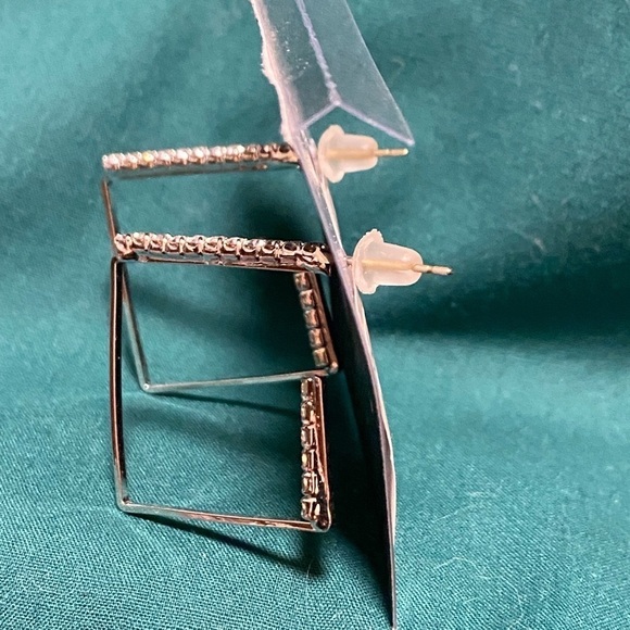SHAG Wear Square Hoop Earrings, costume jewelry with bling, new. - Picture 5 of 10